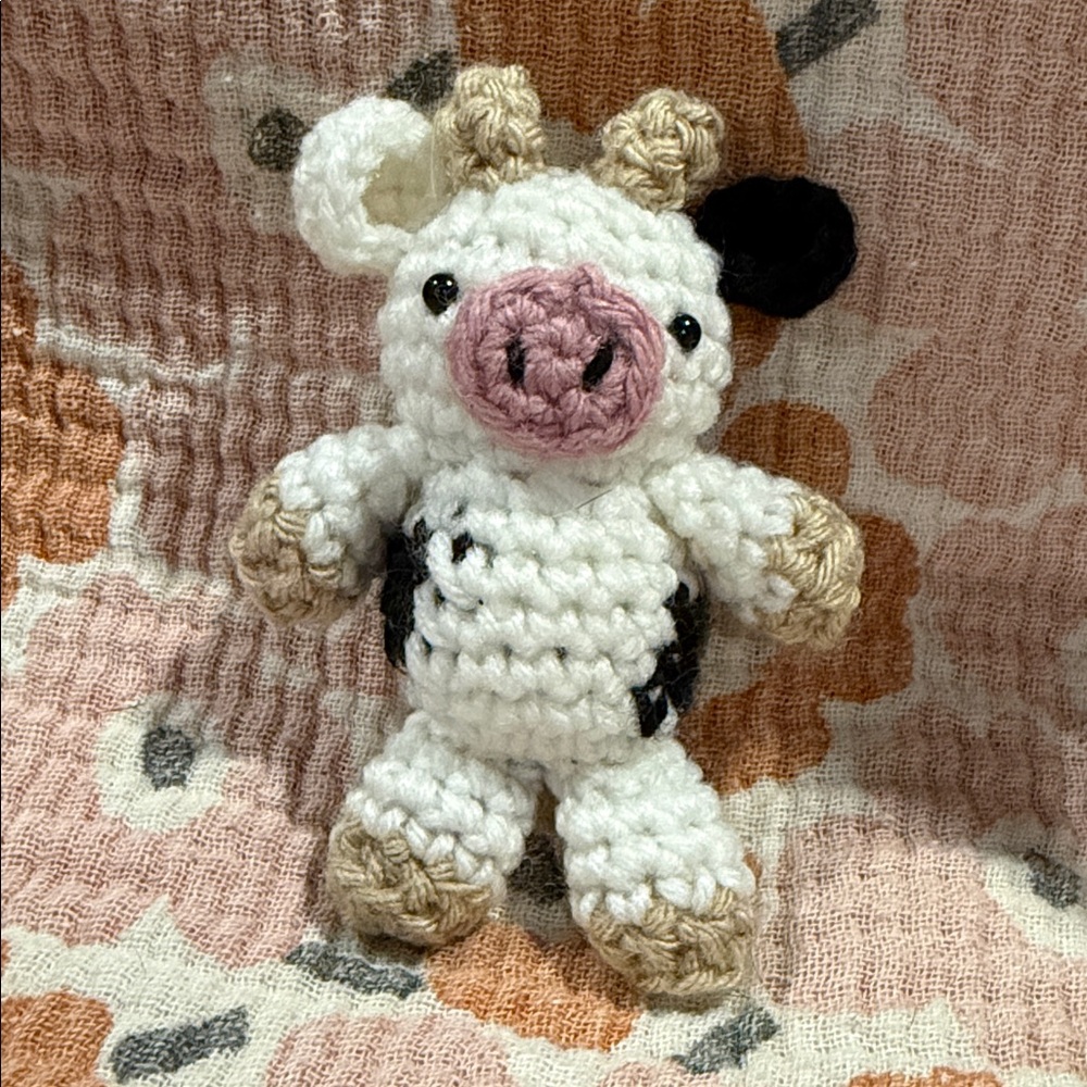 Crochet Lil’ Cow